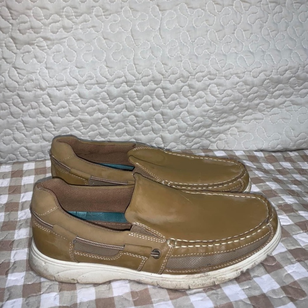 Men’s slip on shoes